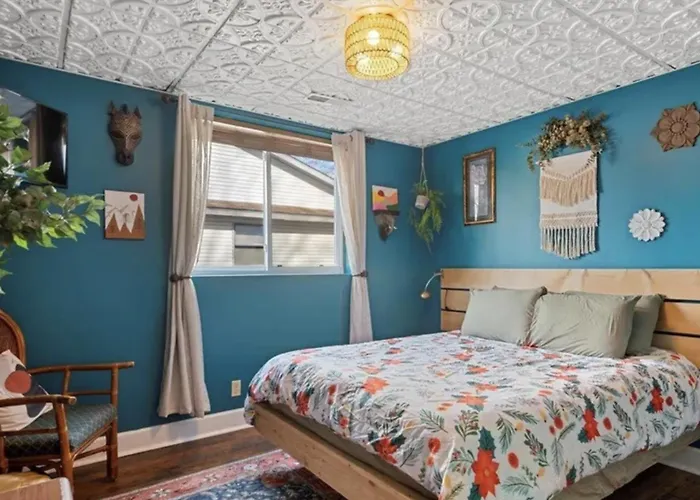 Monroe Street Hotel 2*