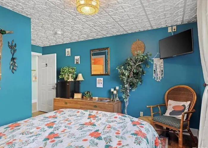 Hotel Monroe Street Pittsfield