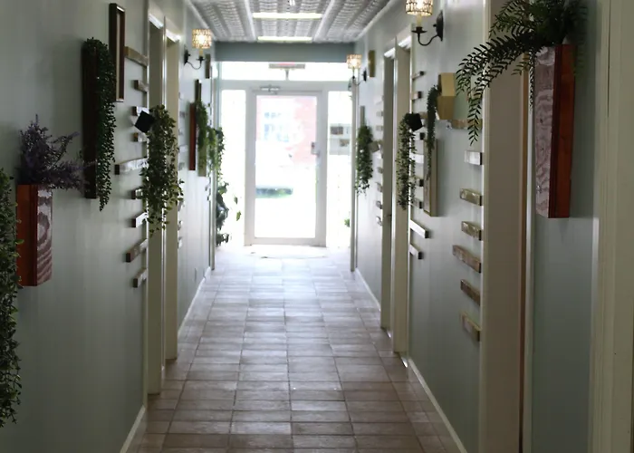 Monroe Street Hotel